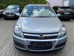 Silber Gebraucht 2006 Opel Astra Edition Kombi | 1.290 € (Guter Preis)