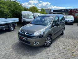 Braun Gebraucht 2012 Citroën Berlingo Tendance Van / Kleinbus | 12.900 €