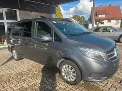 Grau Gebraucht 2016 Mercedes V200 Van / Kleinbus | 24.499 € (Fairer Preis)