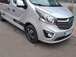 Silber Gebraucht 2016 Opel Vivaro S Van | 20.999 € (Teuer)