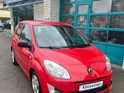 Rot Gebraucht 2011 Renault Twingo Kleinwagen | 5.950 € (Teuer)