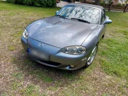 Grau Gebraucht 2002 Mazda MX5 Cabrio | 8.000 € (Fairer Preis)