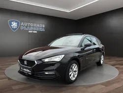 Mitternachtsschwarz Gebraucht 2021 Seat Leon | 19.949 € (Guter Preis)