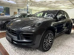 Vulkangraumetallic Gebraucht 2022 Porsche Macan S SUV | 57.990 € (Superpreis)