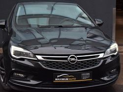 Schwarz Gebraucht 2019 Opel Astra Limousine | 11.400 €