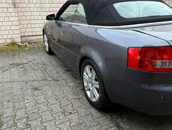 Grau Gebraucht 2003 Audi A4 Cabriolet Cabrio | 1.650 € (Superpreis)