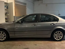 Silber Gebraucht 2002 BMW 318 Limousine | 2.300 € (Fairer Preis)