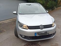 Silber Gebraucht 2015 VW Touran Comfortline Van / Kleinbus | 7.100 € (Guter Preis)