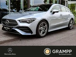 Hightechsilber Gebraucht 2024 Mercedes CLA200 AMG Line Premium Limousine | 35.850 € (Fairer Preis)