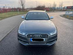 Grau Gebraucht 2015 Audi S4 Limousine | 18.999 € (Superpreis)