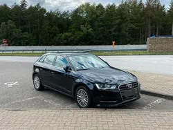 Schwarz Gebraucht 2013 Audi A3 Sportback S-Line Kleinwagen | 9.500 € (Guter Preis)