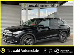 Schwarz Gebraucht 2024 VW Tiguan Life SUV | 33.230 € (Guter Preis)