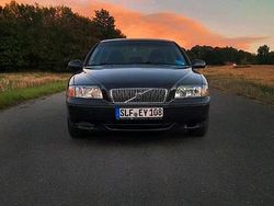 Grau Gebraucht 2000 Volvo S80 Limousine | 700 € (Superpreis)