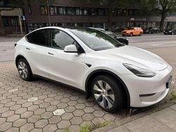 Gebraucht 2022 Tesla Model Y RWD SUV | 35.000 € (Etwas zu teuer)