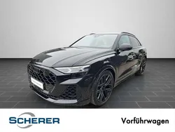 Mythosschwarz metallic Gebraucht 2025 Audi RS Q8 Ambiente SUV | 136.490 € (Fairer Preis)