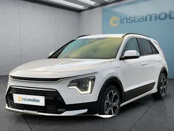 Weiß Neu 2025 Kia Niro SUV | 43.299 €