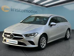 Gebraucht 2021 Mercedes CLA200 Limousine | 25.699 € (Guter Preis)