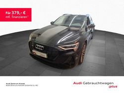 Mythosschwarz metallic Gebraucht 2022 Audi e-tron S-Line SUV | 29.990 € (Guter Preis)