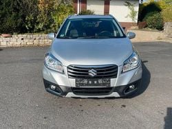 Silber Gebraucht 2014 Suzuki SX4 S-Cross SUV | 11.999 € (Fairer Preis)