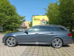 Grau Gebraucht 2013 Mercedes E300 Kombi | 20.799 € (Etwas zu teuer)