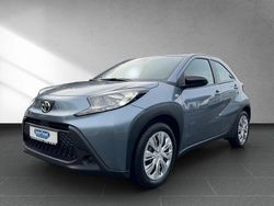 Grau Gebraucht 2024 Toyota Aygo Play Kleinwagen | 17.488 €