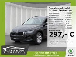 Grau Gebraucht 2024 Skoda Octavia Essence Kombi | 25.979 € (Guter Preis)