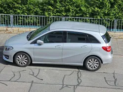 Silber Gebraucht 2017 Mercedes B180 Van / Kleinbus | 15.690 € (Guter Preis)
