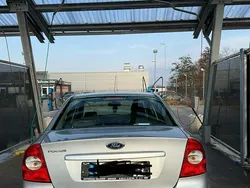Silber Gebraucht 2005 Ford Focus Limousine | 2.400 € (Fairer Preis)