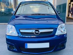 Blau Gebraucht 2008 Opel Meriva Van / Kleinbus | 3.750 € (Etwas zu teuer)