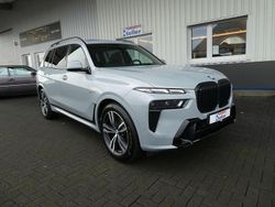 Grau Gebraucht 2024 BMW X7 M Sport SUV | 82.900 € (Superpreis)