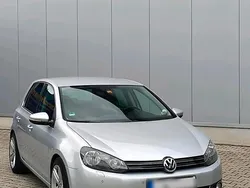 Grau Gebraucht 2009 VW Golf VI Highline Kleinwagen | 4.500 € (Fairer Preis)
