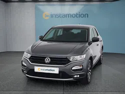 Grau Gebraucht 2021 VW T-Roc SUV | 21.799 € (Fairer Preis)