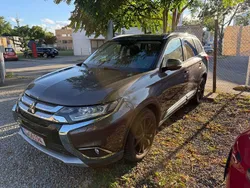 Braun Gebraucht 2016 Mitsubishi Outlander SUV | 8.999 € (Guter Preis)