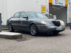 Grau Gebraucht 2002 Lancia Thesis Limousine | 4.500 €
