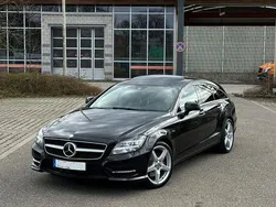 Schwarz Gebraucht 2014 Mercedes CLS350 Shooting Brake AMG line Kombi | 16.250 € (Guter Preis)