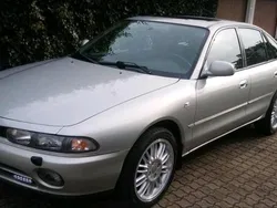 Silber Gebraucht 2025 Mitsubishi Galant Limousine | 4.200 €