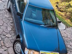Blau Gebraucht 1989 Mercedes 230 Coupé | 7.000 €