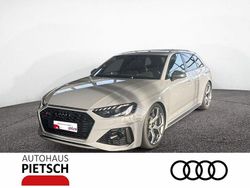 Grau Gebraucht 2024 Audi RS4 Sport Kombi | 121.690 €