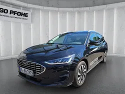 Agate black metallic Gebraucht 2023 Ford Focus Titanium Kombi | 20.640 € (Fairer Preis)