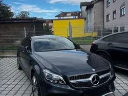 Grau Gebraucht 2015 Mercedes CLS500 Shooting Brake Kombi | 26.900 €