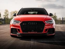 Rot Gebraucht 2017 Audi RS3 Kleinwagen | 55.490 €