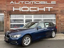 Blau Gebraucht 2018 BMW 318 Kombi | 16.790 € (Guter Preis)