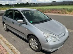 Silber Gebraucht 2003 Honda Civic LS Kleinwagen | 3.300 € (Etwas zu teuer)