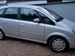 Silber Gebraucht 2004 Opel Meriva Van / Kleinbus | 1.700 € (Etwas zu teuer)