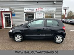 Schwarz Gebraucht 2006 VW Fox Kleinwagen | 2.950 € (Teuer)