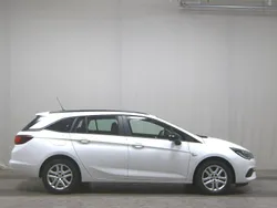 Weiss Gebraucht 2022 Opel Astra Edition Kombi | 9.480 € (Superpreis)