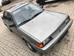 Grau Gebraucht 1990 Nissan Sunny Limousine | 3.500 €
