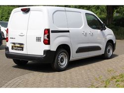 Gelato weiß (weiss) Gebraucht 2024 Fiat Doblò Van / Kleinbus | 22.609 € (Fairer Preis)