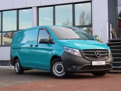 Grün Gebraucht 2019 Mercedes Vito Van / Kleinbus | 15.900 € (Superpreis)