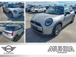 Melting silver iii Gebraucht 2024 Mini Cooper Classic Kleinwagen | 30.480 € (Fairer Preis)